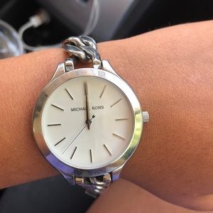 Michael Kors Chain Watch